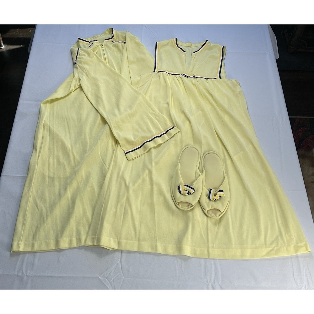 Vintage Gossard Artemis 3 Piece Set Yellow Nylon Robe Nightgown Slippers Granny